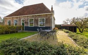 Vakantiehuis 'Boerderij Molenhof' - Stationsweg 5 | Heinkenszand