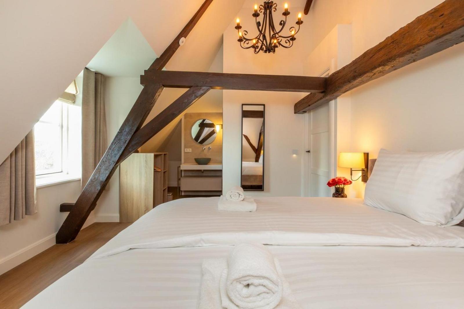 Vakantiehuis 'Boerderij Molenhof' - Stationsweg 5 | Heinkenszand Buitenkant foto