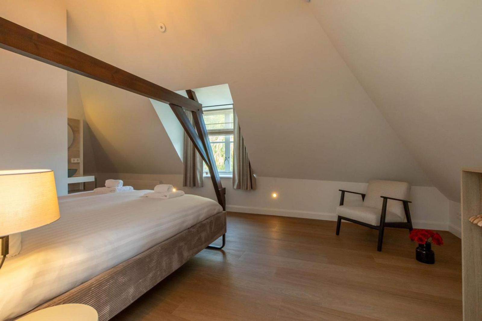 Vakantiehuis 'Boerderij Molenhof' - Stationsweg 5 | Heinkenszand Buitenkant foto